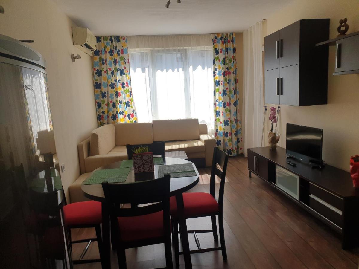 Sunny Apartment Burgas City Exterior foto